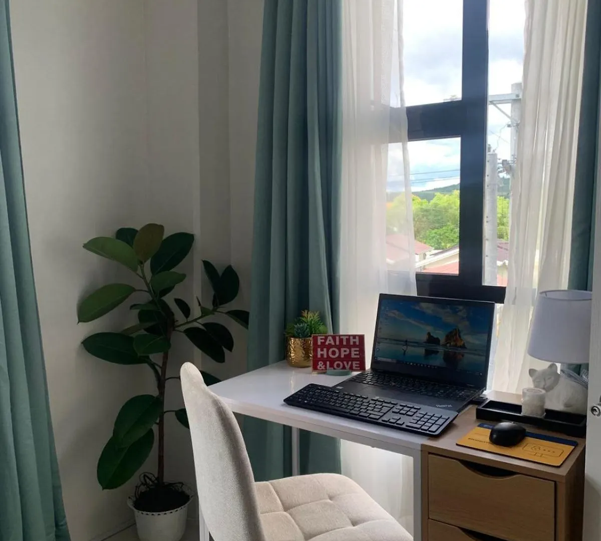 Ξενοδοχείο με διαμερίσματα Modern Condo With Ocean Views And Pool In Panglao Dauis Φιλιππίνες