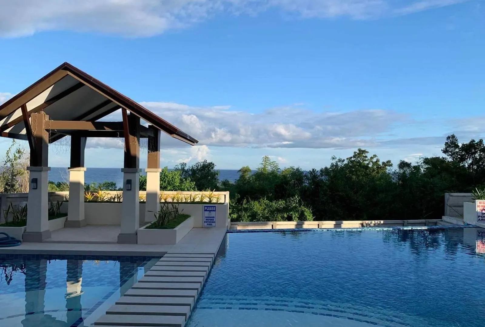 Modern Condo With Ocean Views And Pool In Panglao Dauis Ξενοδοχείο με διαμερίσματα