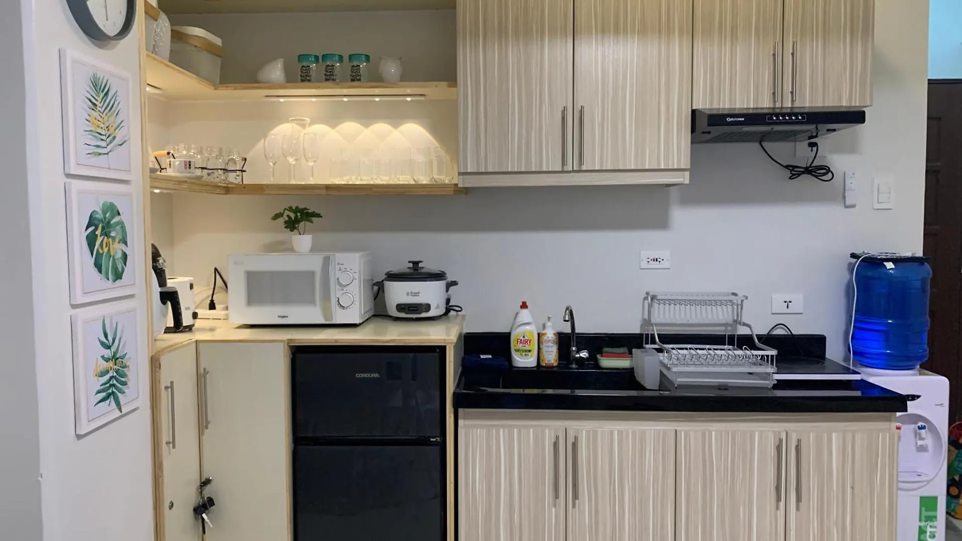 Ξενοδοχείο με διαμερίσματα Modern Condo With Ocean Views And Pool In Panglao Dauis Φιλιππίνες