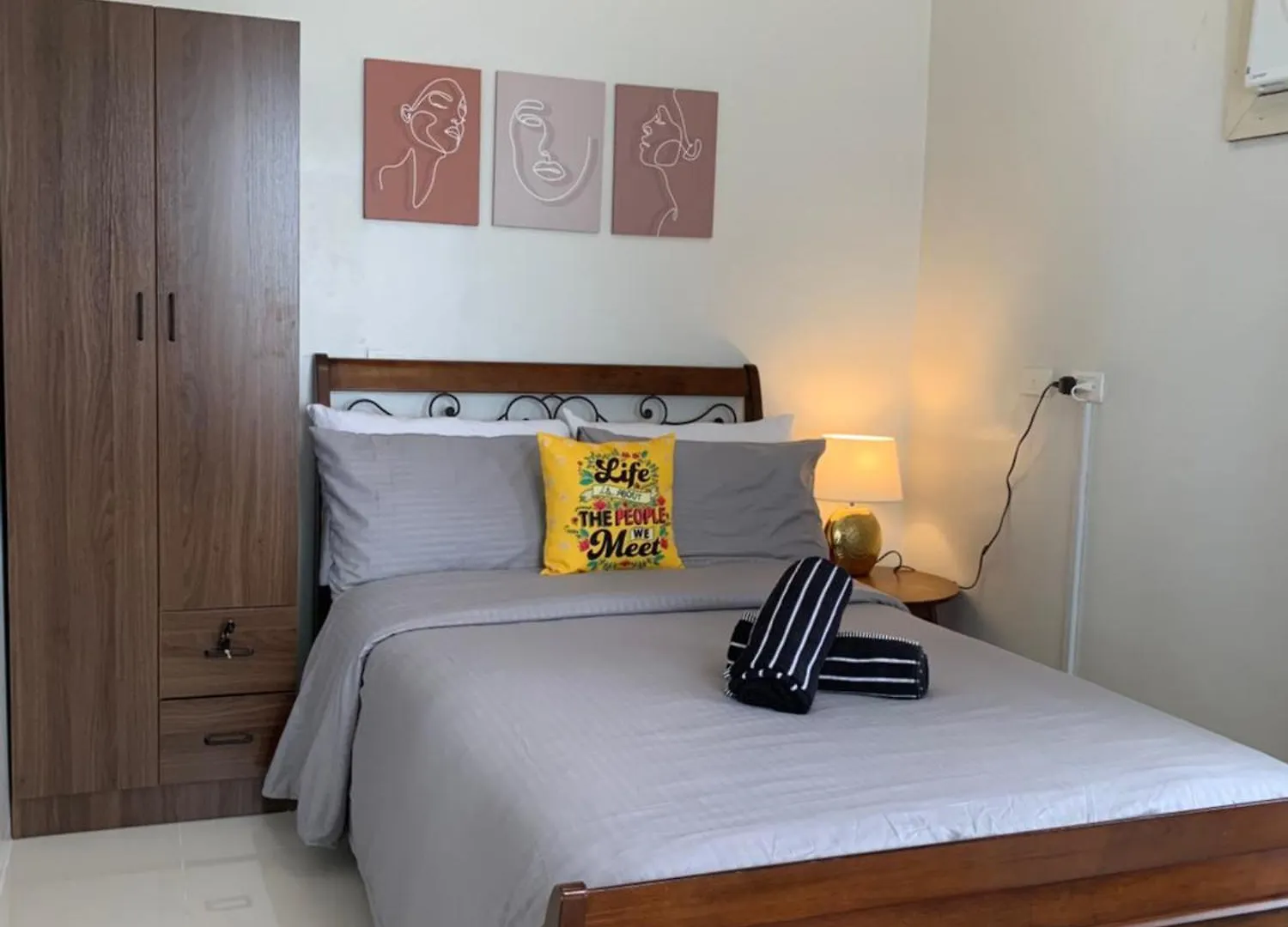 Modern Condo With Ocean Views And Pool In Panglao Dauis Ξενοδοχείο με διαμερίσματα