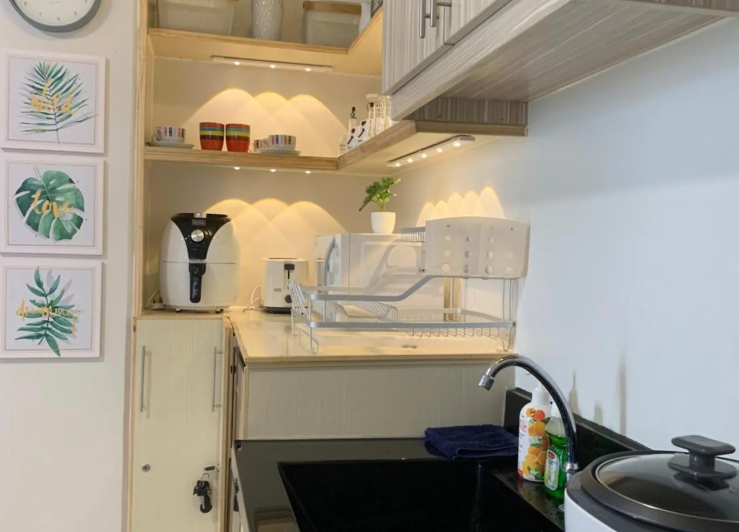 Modern Condo With Ocean Views And Pool In Panglao Dauis