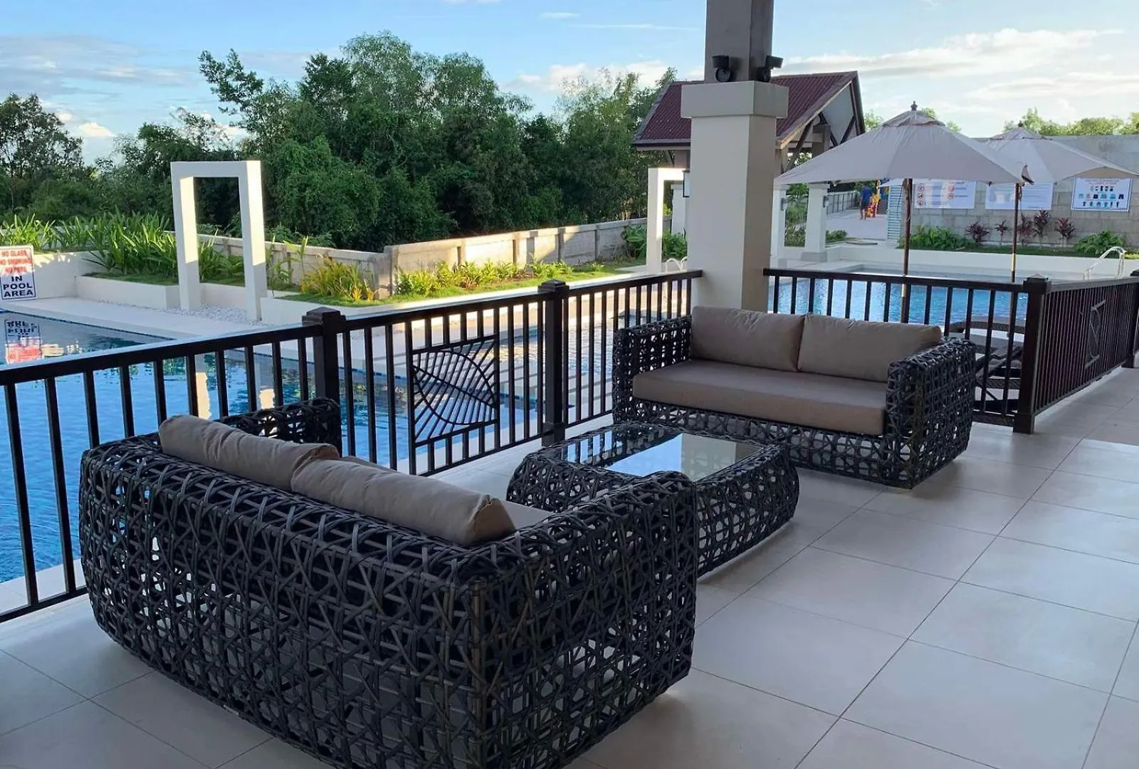 داويس Modern Condo With Ocean Views And Pool In Panglao شقة فندقية
